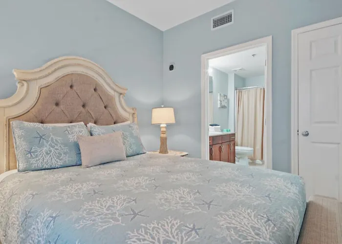 Laketown Wharf #113 By Nautical Properties