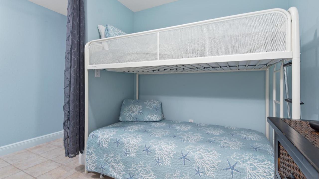 Laketown Wharf #113 By Nautical Holiday home